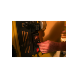 3520C Lathe 2HP 220V 1PH w/risers